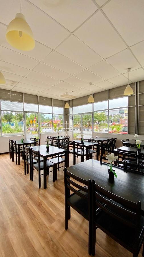 Milvus Hotel Kuah Εξωτερικό φωτογραφία